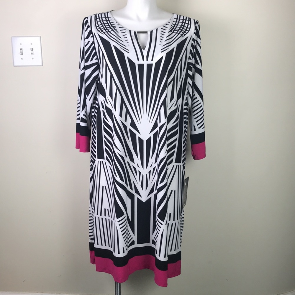 Avenue Dress Black & White Mosaic Long Sleeve